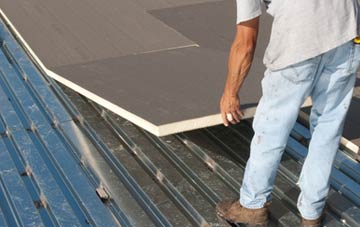 benefits of insulating Coate flat roofing